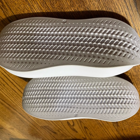 FCTRY LAb's Knight RNR v1 sneakers - Picture 7 of 9